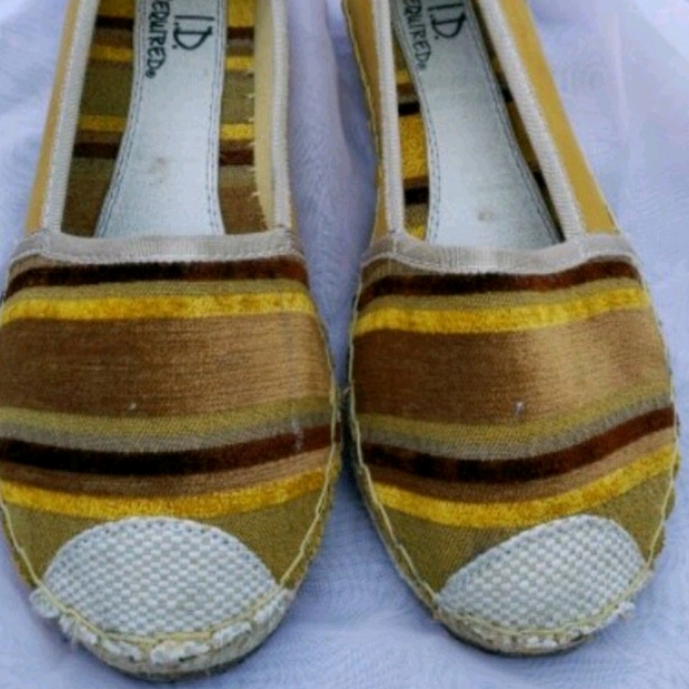 I.D. Required Baja Yellow Shoes